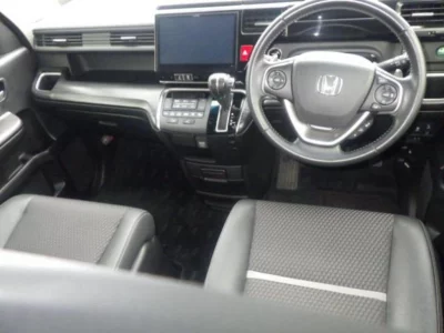 HONDA STEPWGN SPADA