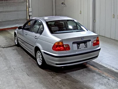BMW 3 SERIES