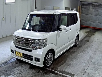 Honda N BOX CUSTOM