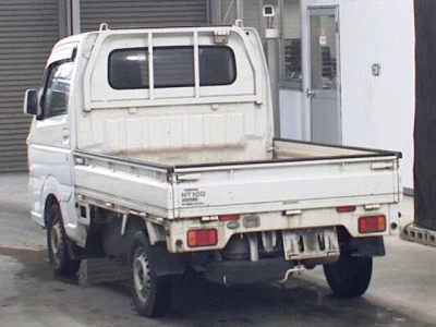 NISSAN CLIPPER TRUCK