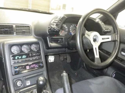 NISSAN SKYLINE