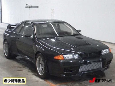 NISSAN SKYLINE