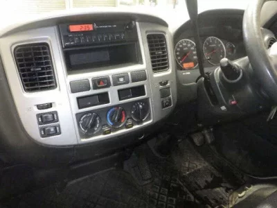NISSAN CARAVAN