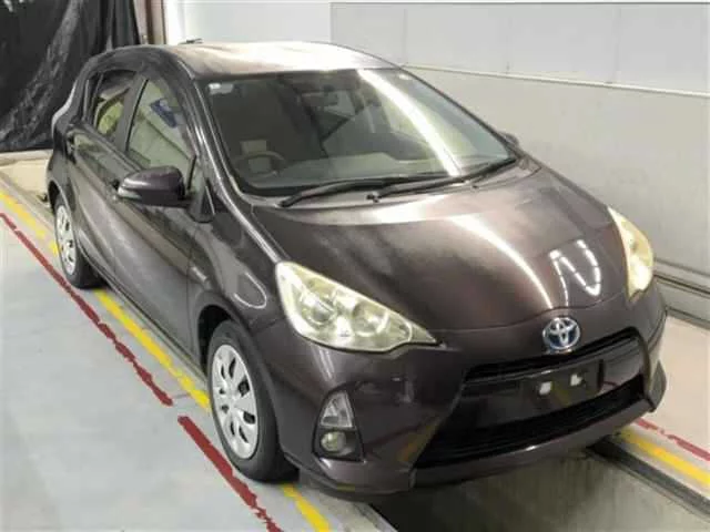 Toyota Aqua S 2WD