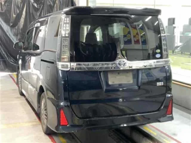 Toyota Voxy HYBRID ZS 2WD, миниатюра 2