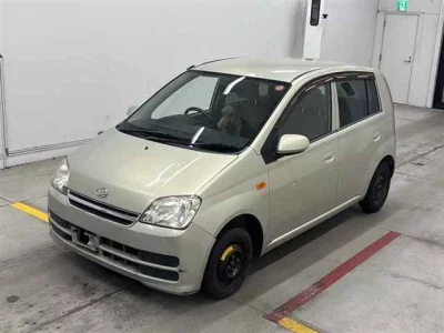 DAIHATSU MIRA 4
