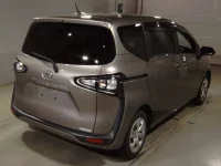Цена авто Toyota Sienta с аукционов Японии, номер кузова NSP170G, пробег 43 000, оценка 8
