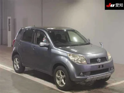 TOYOTA RUSH
