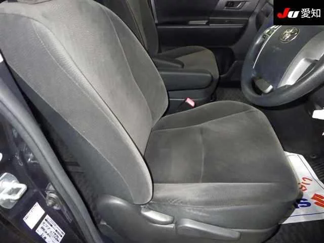Toyota Voxy X L Edition, миниатюра 6
