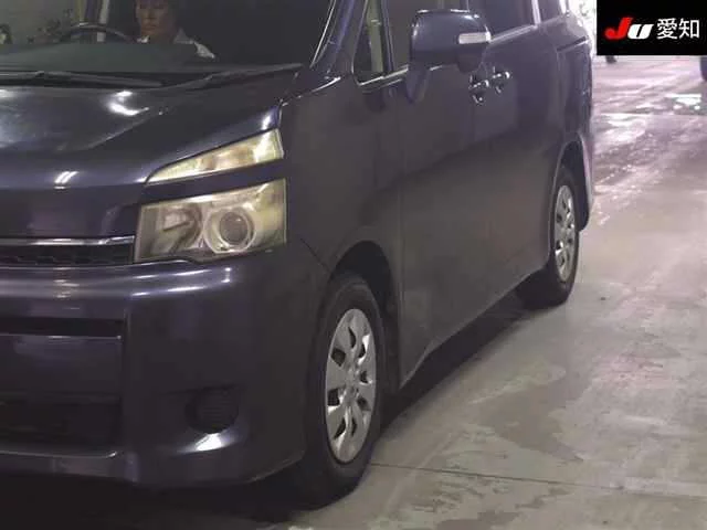 Toyota Voxy X L Edition, миниатюра 7