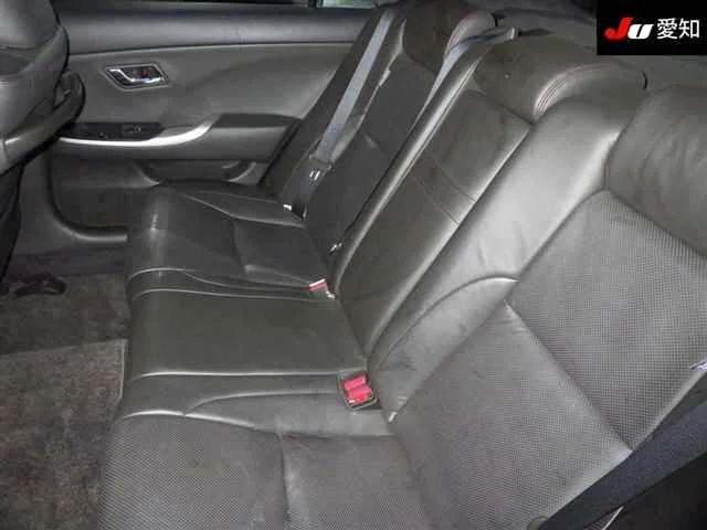 Toyota Crown ATHLETE ANNIVERSARY ED, миниатюра 3