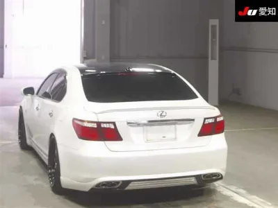 LEXUS LS