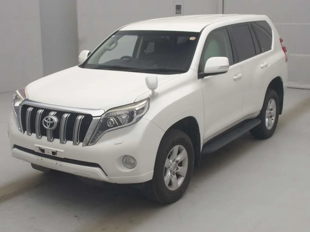 Toyota Land Cruiser Prado TX 4WD