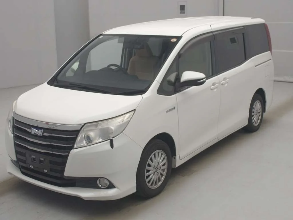 Toyota Noah HYBRID G