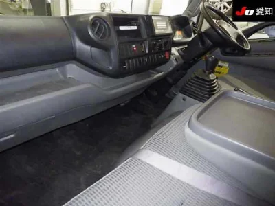 TOYOTA DYNA TRUCK