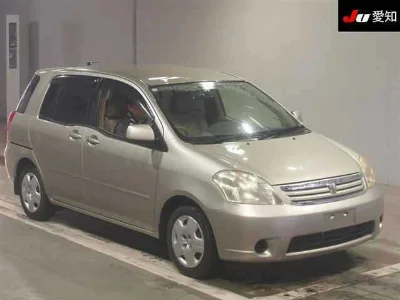 TOYOTA RAUM
