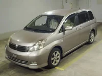 Цена авто Toyota Isis с аукционов Японии, номер кузова ANM15W, пробег 184 000, оценка 7