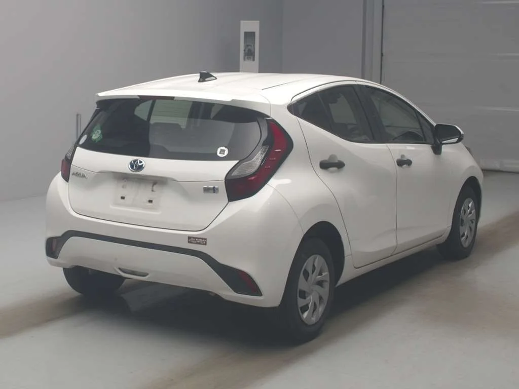 Toyota Aqua B, миниатюра 2