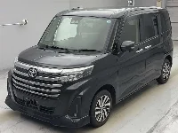 Цена авто Toyota Roomy с аукционов Японии, номер кузова M900A, пробег 22 000, оценка 8
