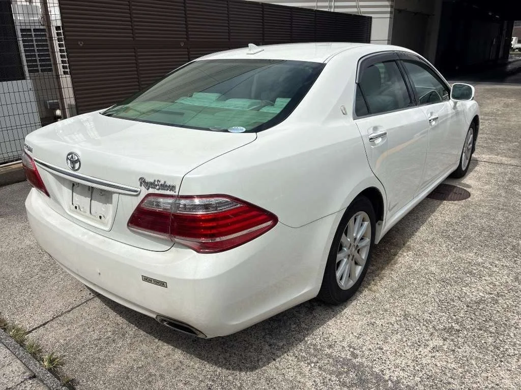 Toyota Crown ROYAL SALOON, миниатюра 2