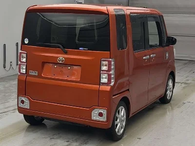 TOYOTA PIXIS MEGA