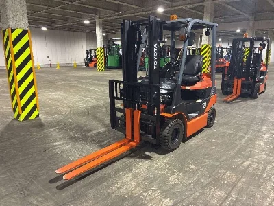 TOYOTA  FORKLIFT 