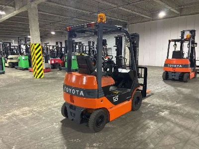 TOYOTA  FORKLIFT 