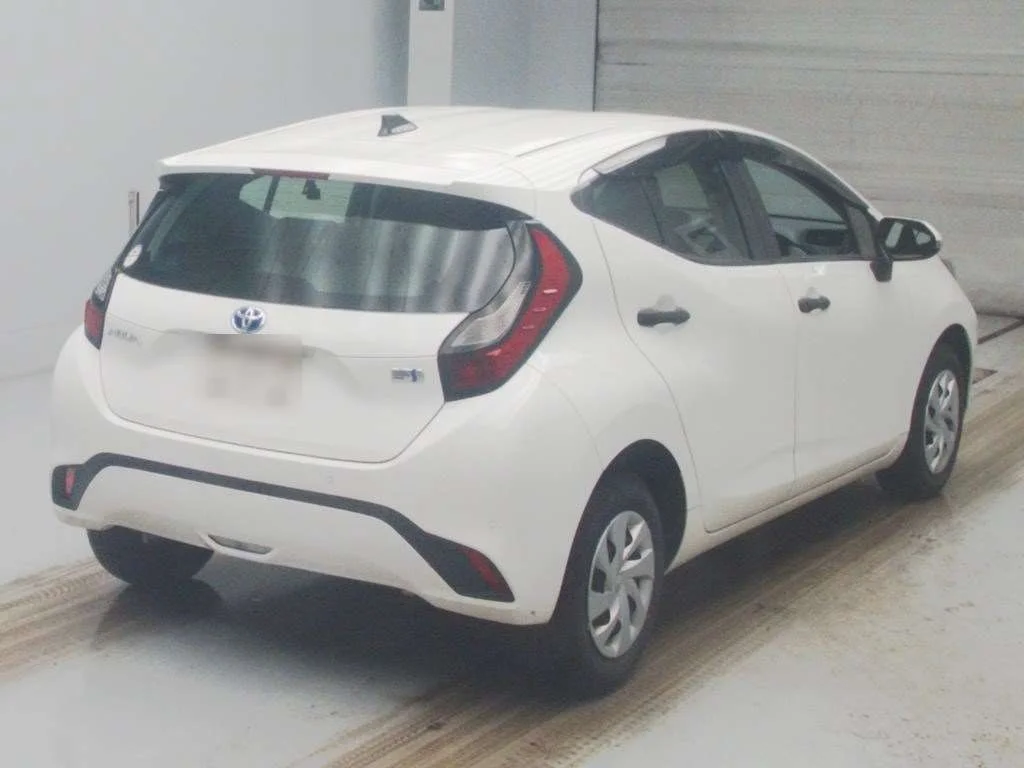Toyota Aqua B, миниатюра 2