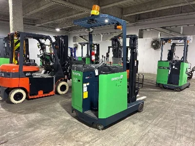 TOYOTA  FORKLIFT 