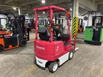 Toyota  FORKLIFT