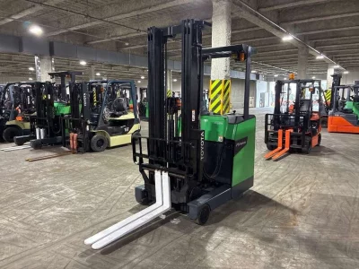 TOYOTA  FORKLIFT 
