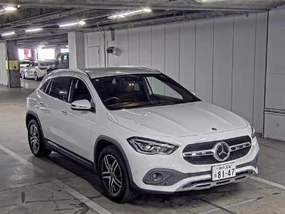 MERCEDES BENZ GLA