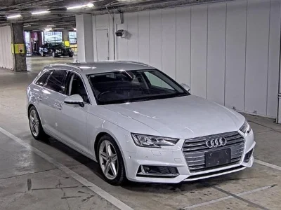 AUDI A4 AVANTE