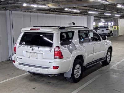 TOYOTA HILUX SURF
