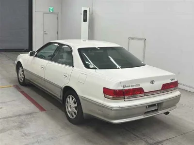 TOYOTA MARK II