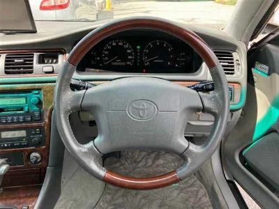 TOYOTA MARK II