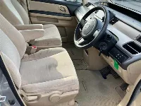Цена авто Honda Stepwgn с аукционов Японии, номер кузова RG1, пробег 209 000, оценка 2