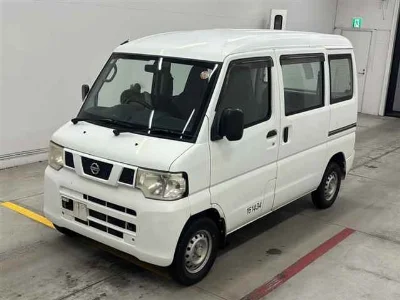 NISSAN CLIPPER VAN