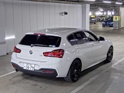 BMW 1 SERIES