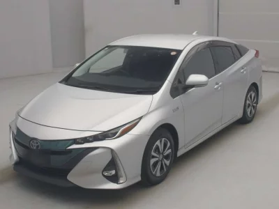 TOYOTA PRIUS PHV