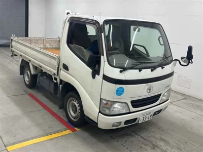 TOYOTA DYNA