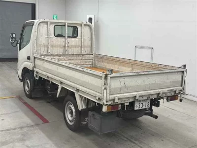TOYOTA DYNA