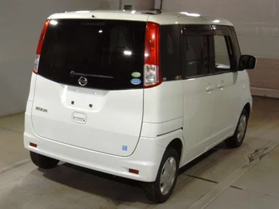 NISSAN ROOX