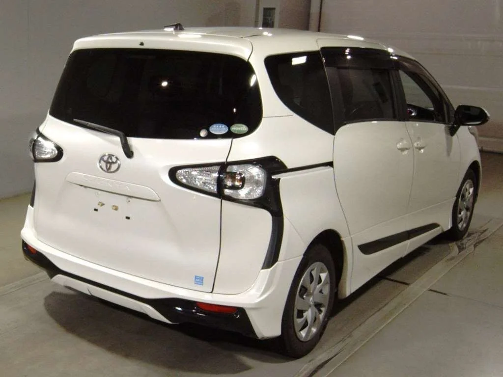 Toyota Sienta G, миниатюра 2
