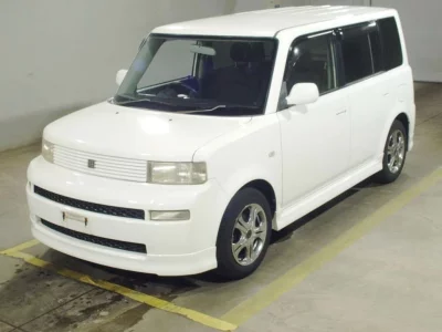 TOYOTA BB