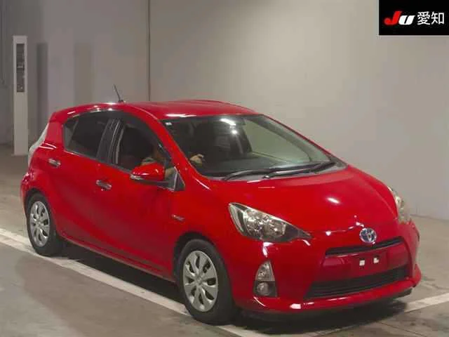 Toyota Aqua, миниатюра 8