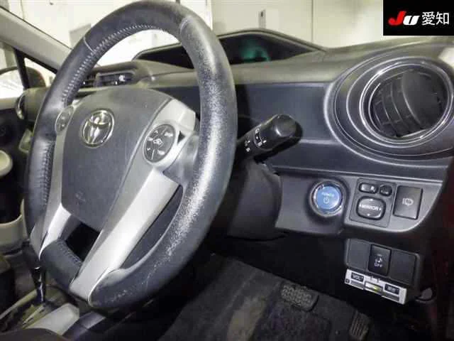 Toyota Aqua, миниатюра 4
