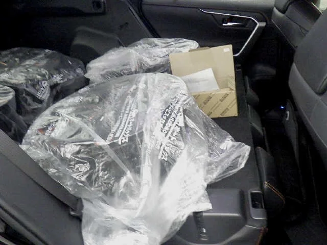Toyota RAV4 ADVENTURE, миниатюра 8