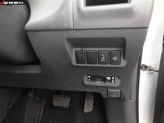 Toyota Prius G Touring, миниатюра 6