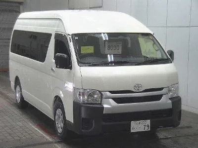 TOYOTA HIACE